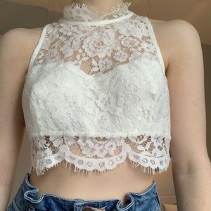 TOPSHOP LACE CROPTOP SIZE 6